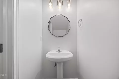 Bath - 545 Elm Ave, Wake Forest, NC 27587 photo 1 of 5