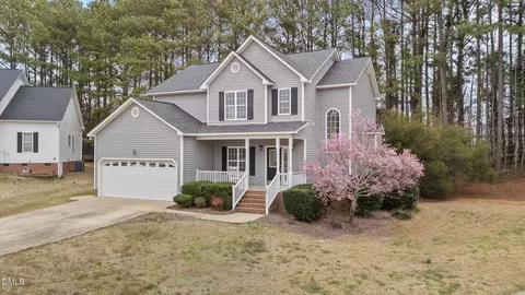 83 Larson Ct, Clayton, NC 27520