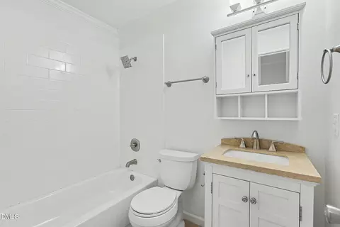 Bath - 5308 Mccormick Rd, Durham, NC 27713 photo 1 of 2