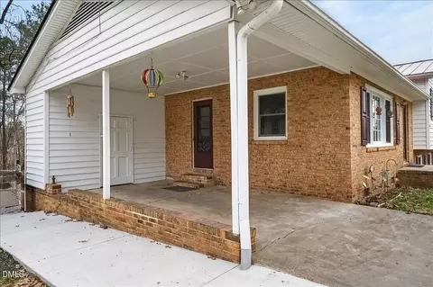 Exterior - 928 Danbury Dr, Durham, NC 27703 photo 4 of 10