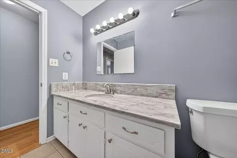 Bath - 928 Danbury Dr, Durham, NC 27703 photo 2 of 3