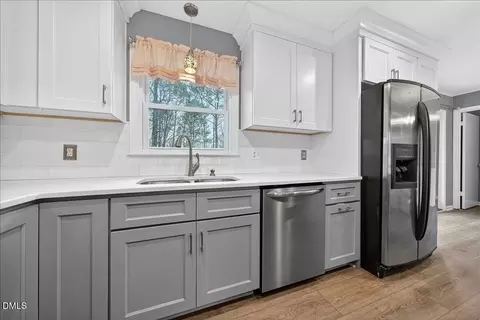 Kitchen - 928 Danbury Dr, Durham, NC 27703 photo 5 of 8