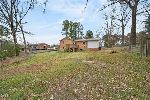 Exterior - 928 Danbury Dr, Durham, NC 27703 photo 8 of 10