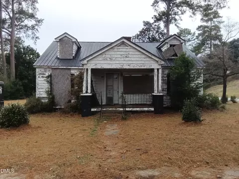 112 N Secrest St, Kinston, NC 28501
