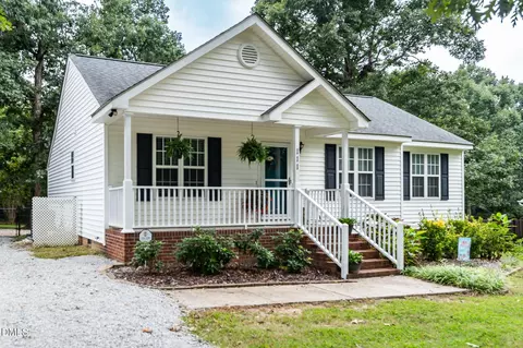 111 Lippizanner Pl, Zebulon, NC 27597