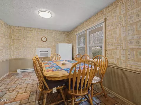 Dining - 1506 Baker Rd, Raleigh, NC 27607 photo 1 of 2