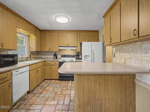 Kitchen - 1506 Baker Rd, Raleigh, NC 27607 photo 2 of 4