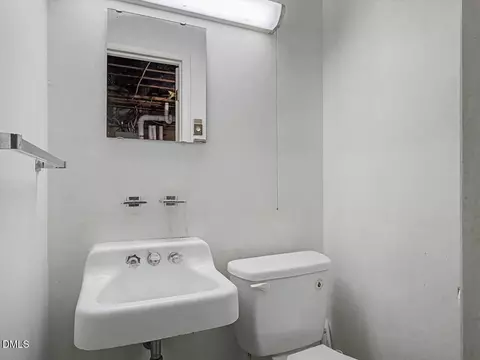 Bath - 1506 Baker Rd, Raleigh, NC 27607 photo 4 of 4