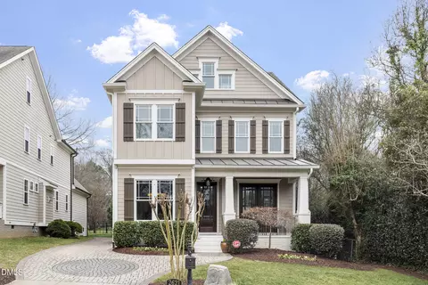 2621 Davis St, Raleigh, NC 27608