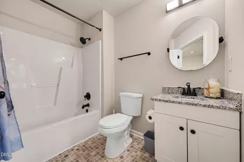 Bath - 702 Brye St, Durham, NC 27703 photo 3 of 3