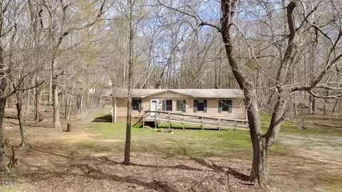 2911 Maple Ave, Efland, NC 27243