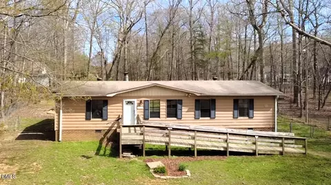2911 Maple Ave, Efland, NC 27243