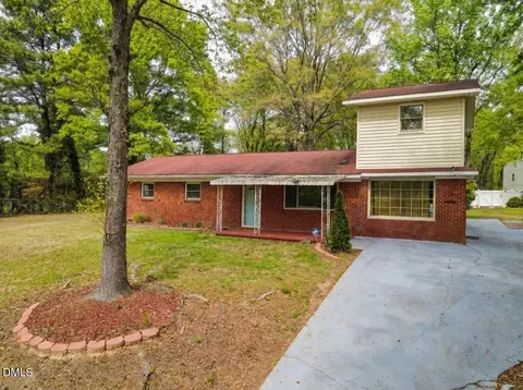 1811 Pritchard Pl, Durham, NC 27707