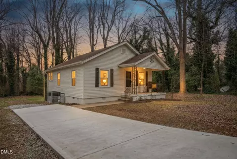 912 Patton St, Graham, NC 27253