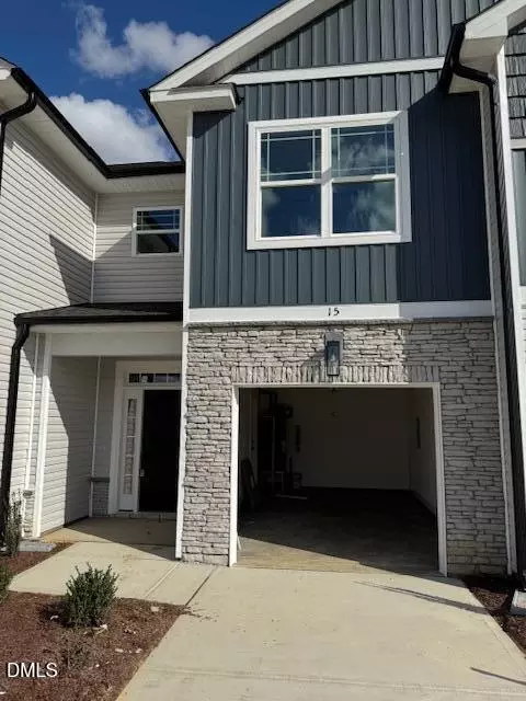 25 Joyner Park Dr, Rocky Mount, NC 27803