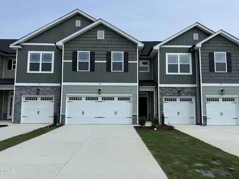 27 Joyner Park Dr, Rocky Mount, NC 27803