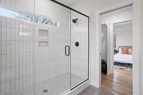 Bath - 413 Watson St, Raleigh, NC 27601 photo 4 of 4
