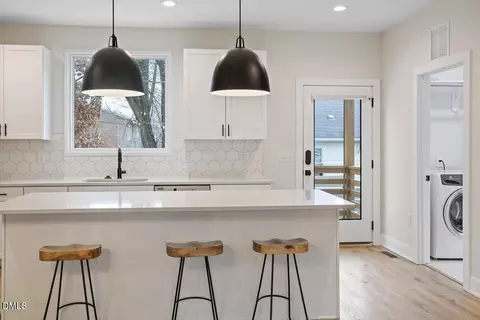 Kitchen - 413 Watson St, Raleigh, NC 27601 photo 2 of 4