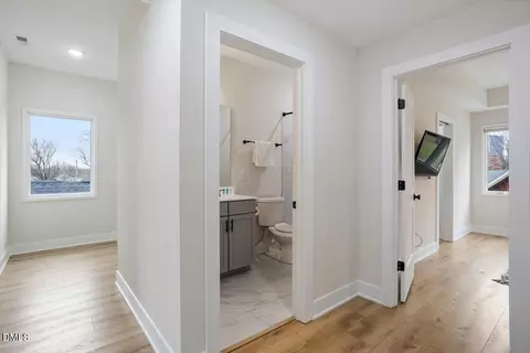 Entry Way - 413 Watson St, Raleigh, NC 27601 photo 4 of 5