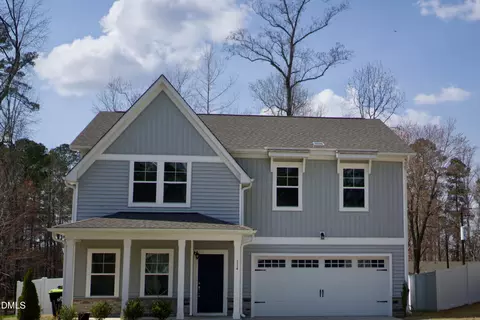 114 Sutherland Dr, Sanford, NC 27330