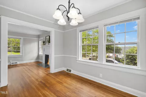 Dining - 113 Herbert St, Durham, NC 27703 photo 3 of 3