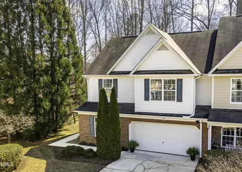 1701 Bartlett Cir, Hillsborough, NC 27278