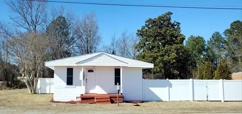 6806 Us Highway 301 S, Four Oaks, NC 27524