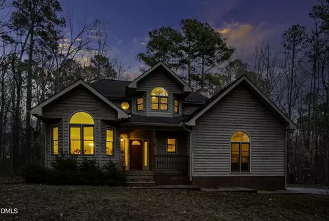 4216 Hope Valley Dr, Hillsborough, NC 27278