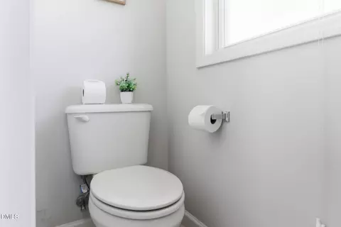 Bath - 9830 Precious Stone Dr, Wake Forest, NC 27587 photo 6 of 8