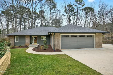 3304 Abney Pl, Raleigh, NC 27607
