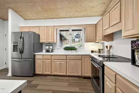 Kitchen - 3304 Abney Pl, Raleigh, NC 27607 photo 2 of 6