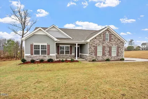 Exterior - 142 Planters Ln, Coats, NC 27521 photo 2 of 10