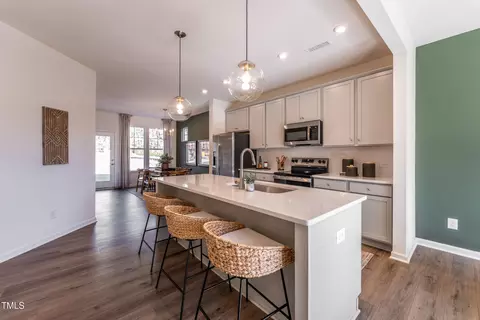 1408 Cooper St, Sanford, NC 27330