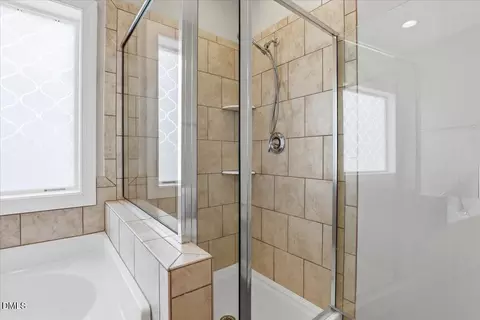 Bath - 157 Ramsgate Dr, Clayton, NC 27520 photo 4 of 7