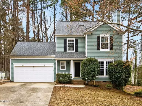 6217 Leesburg Ln, Raleigh, NC 27617