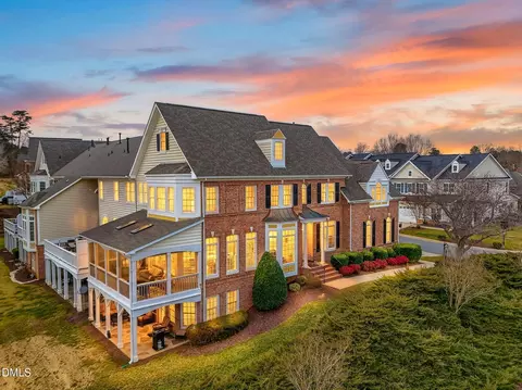 2328 Carriage Oaks Dr, Raleigh, NC 27614