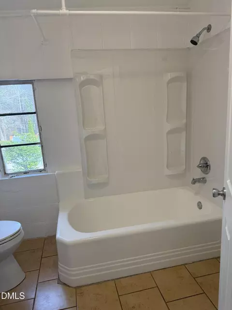 Bath - 613 Bellhaven St, Garner, NC 27529 photo 2 of 2