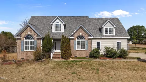 403 Western Wayne Dr, Pikeville, NC 27863