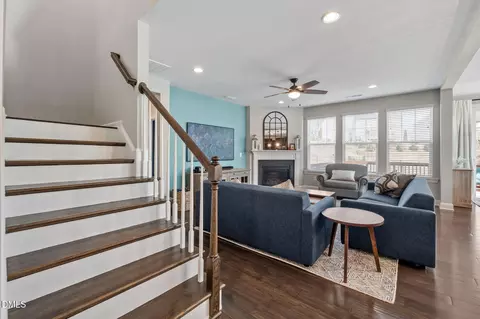 Entry Way - 233 Morningside Dr, Durham, NC 27713 photo 2 of 4