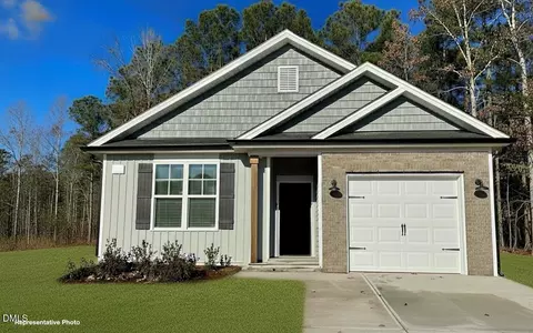 15 N Mistflower St, Clayton, NC 27520