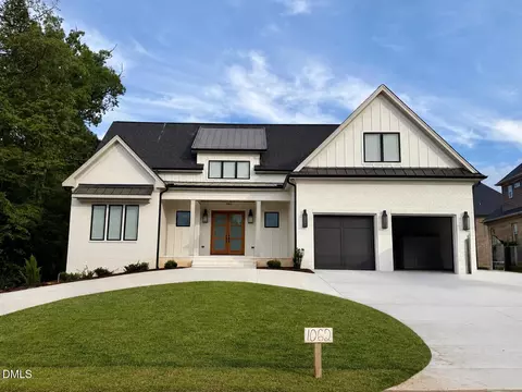 1062 Lochshire Dr, Burlington, NC 27215