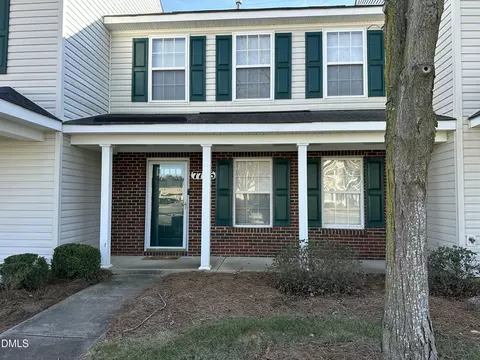 7706 Oliver Park Dr, Whitsett, NC 27377