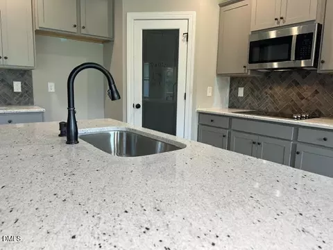 746 Olive Branch Dr, Smithfield, NC 27577