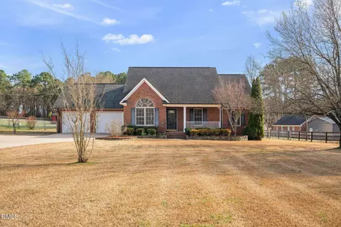 5223 Center Church Rd, Sanford, NC 27330