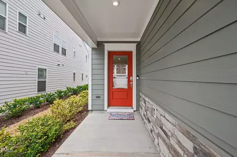 Exterior - 3010 Dunnock Dr, Durham, NC 27713 photo 2 of 5