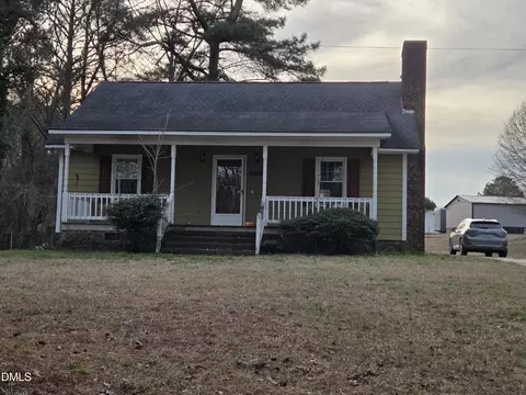 727 N Orange St, Coats, NC 27521