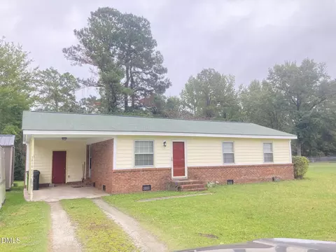 1418 Mockingbird Ln, New Bern, NC 28562