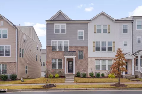 7009 Gentle Pine Pl, Raleigh, NC 27613