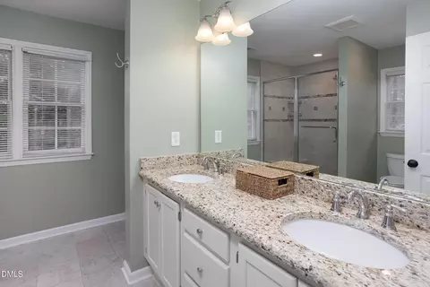 Bath - 6 Ozark Ct, Durham, NC 27713 photo 2 of 5