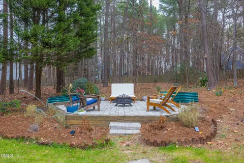 Exterior - 6 Ozark Ct, Durham, NC 27713 photo 6 of 8